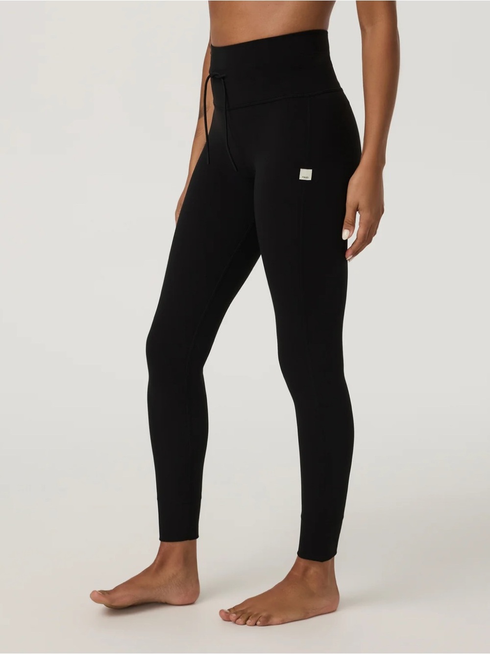 Vuori Women’s Black Daily Legging size Large